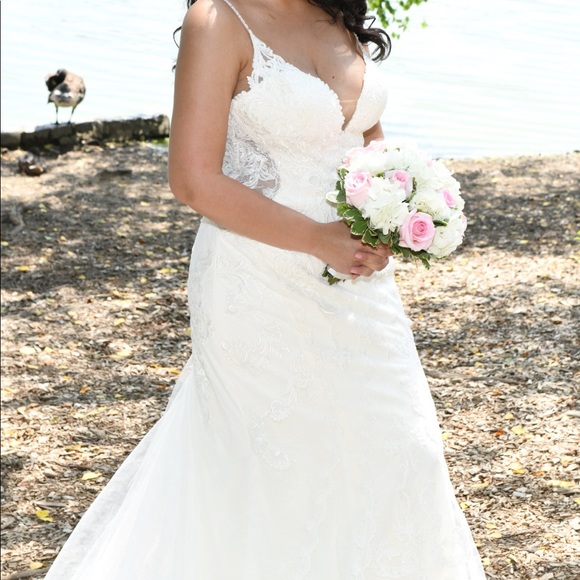 Essense of Australia mermaid wedding dress - Picture 8 of 8